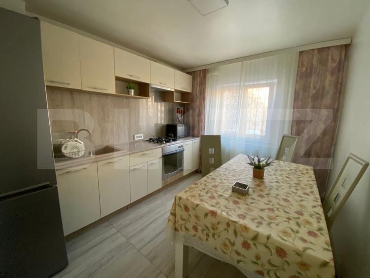 Apartament 3 camere, 75 mp, zona Soarelui - 6