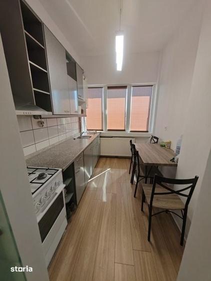 Inchiriez apartament 3 camere central - 6