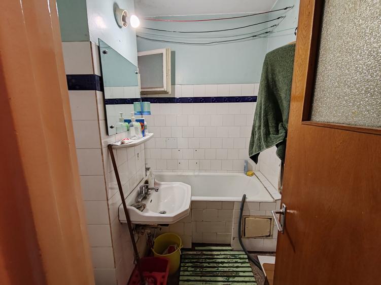 Apartament cu 3 camere circular în Vlahuță