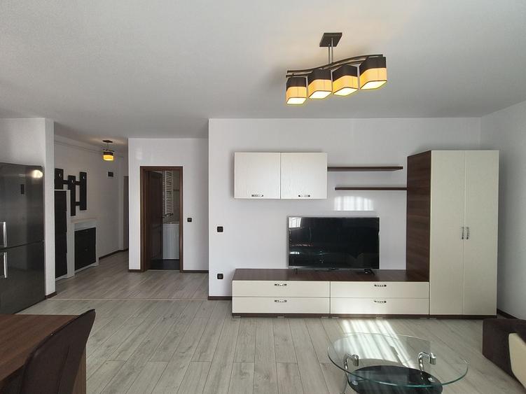 Apartament cu 2 camere decomandat în Lazaret