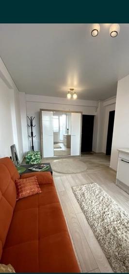 Apartament cu 2 camere decomandat în Militari — fotografia 1