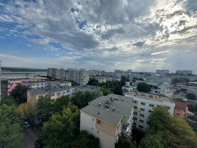 Proprietar | 2 Camere Decomandat, Mazepa – Vedere Panoramică la Dunăre (55 mp) - 1