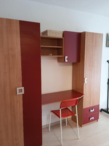 Garsonieră decomandată în Drumul Taberei