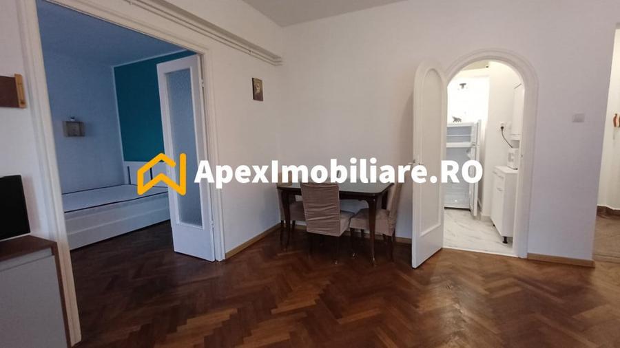 Apartament cu 2 camere semidecomandat în Cișmigiu