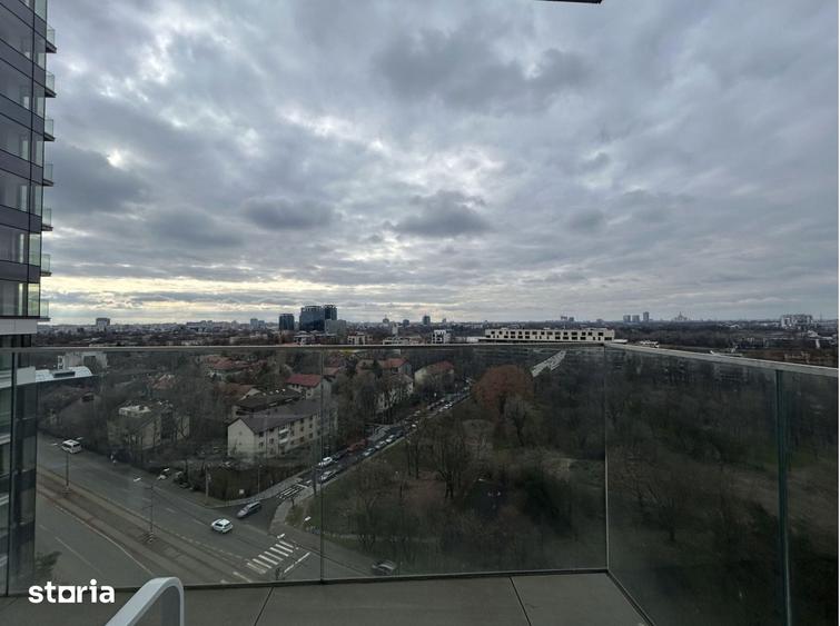 Apartament cu 3 camere, mobilat în Tei