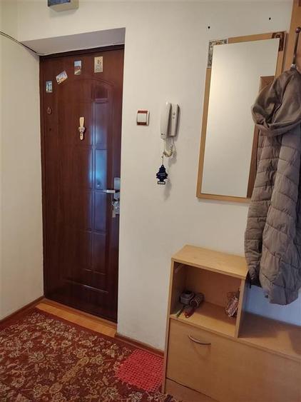 Apartament cu 2 camere decomandat în Apollo