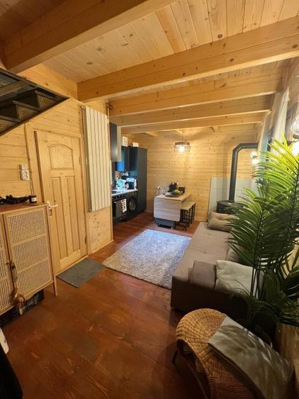 Casă cu 3 camere cu Teren 1500 Mp în Vale