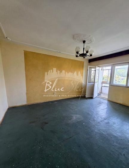 Apartament cu 3 camere decomandat în Faleza Nord