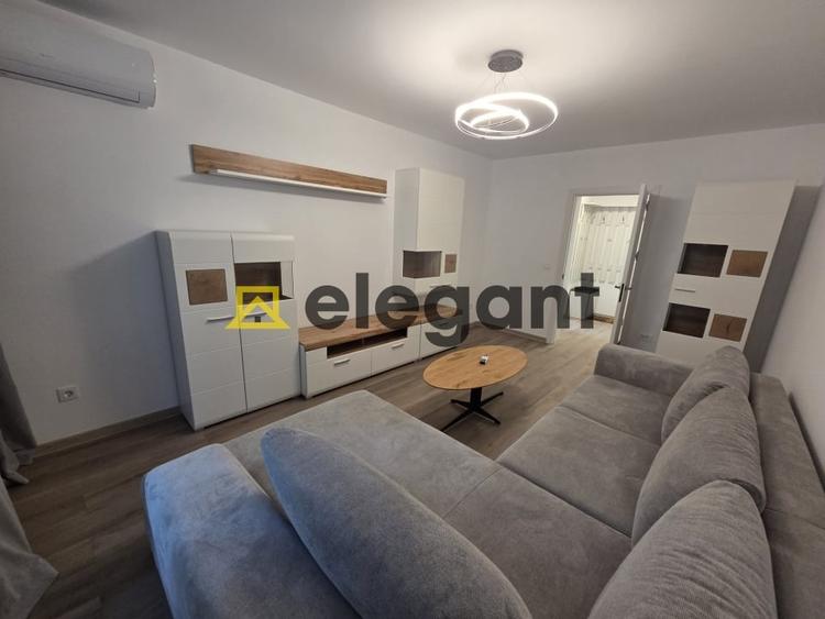 Apartament cu 3 camere decomandat, mobilat în Rovine