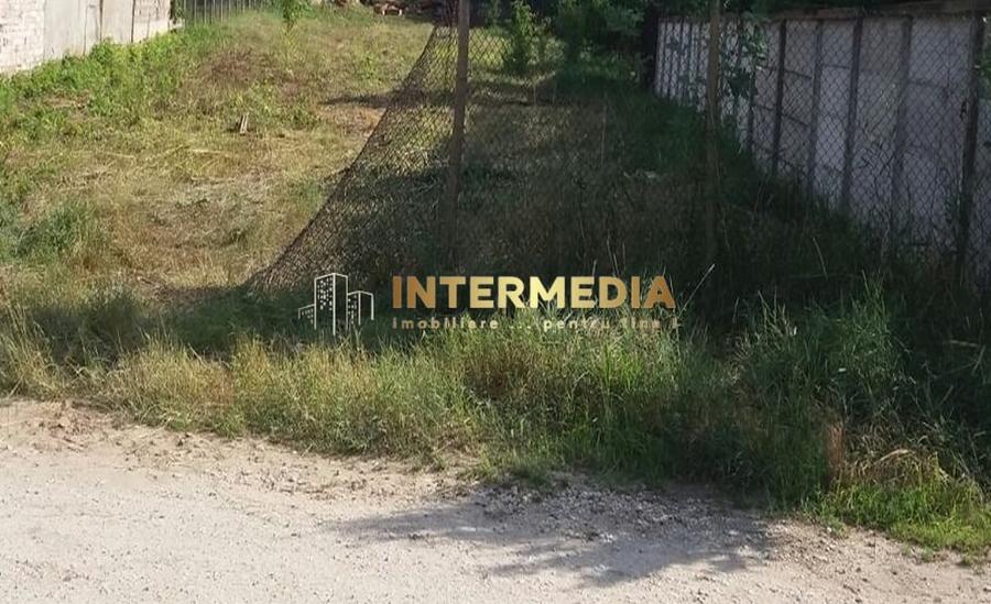 Teren Construcții intravilan de 434 mp, în Cetate