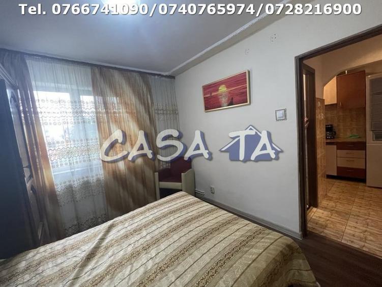 Apartament cu 4 camere decomandat, mobilat în Nicolae Titulescu