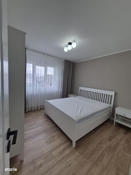 Apartament cu 2 camere decomandat în Precista