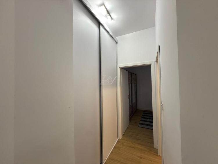 Apartament cu 2 camere decomandat, mobilat în Girocului