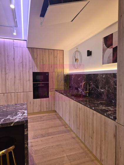 Apartament cu 2 camere decomandat în Pajura