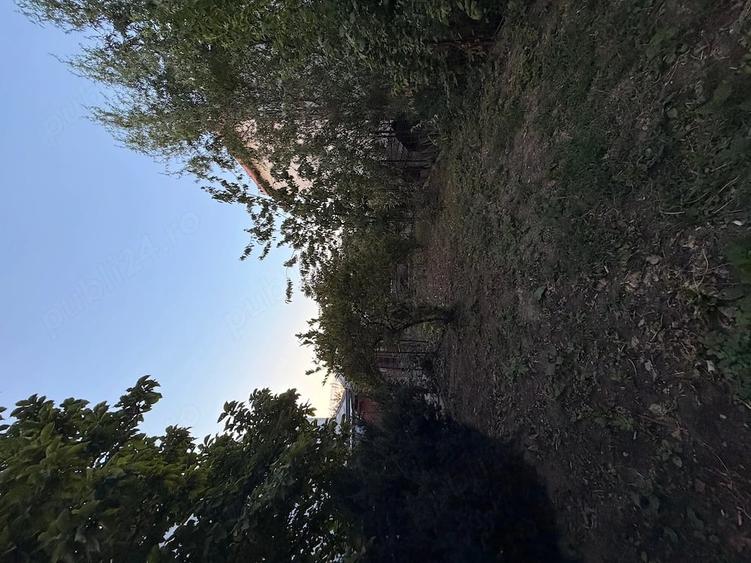 Casă cu 3 camere cu Teren 400 Mp în 1 Mai