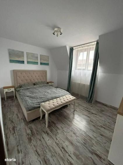 Apartament cu 4 camere în Dobroești