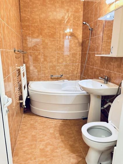 Apartament cu 3 camere în Gară