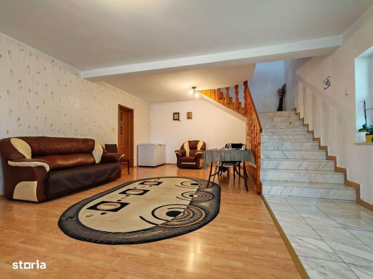 Casă cu 4 camere în Valu lui Traian