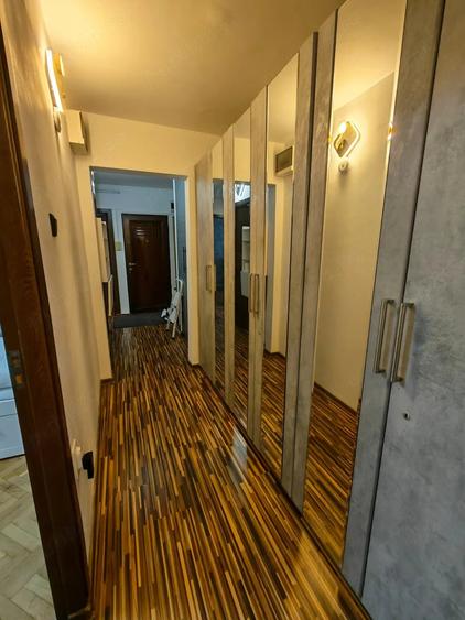 Apartament 3 camere decomandat Lunei - 2