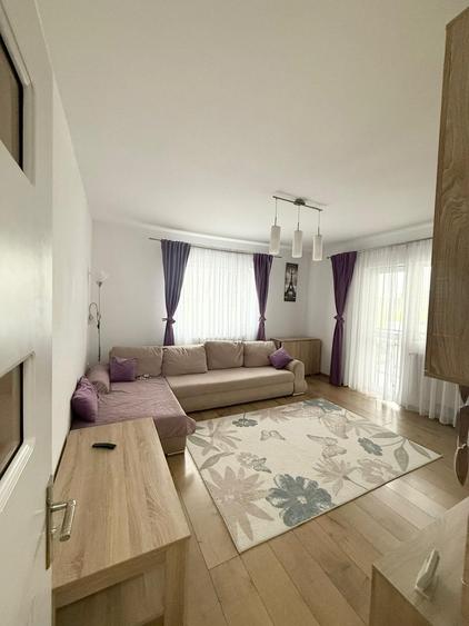 Apartament cu 2 camere decomandat în Tractorul — fotografia 1