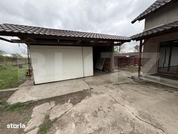 Casă cu 4 camere cu Teren 1200 Mp în Surduc