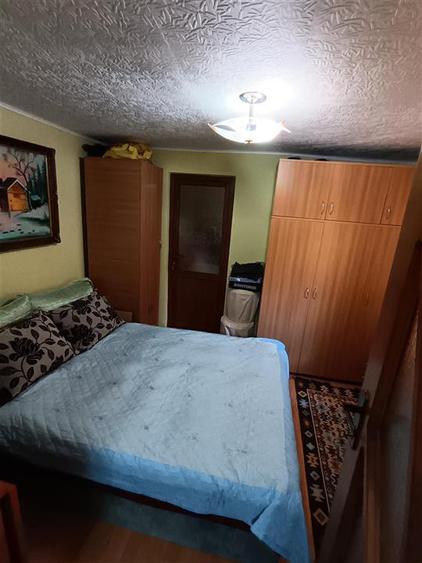 Casă individuală cu 5 camere cu Teren 182 Mp în Apollo