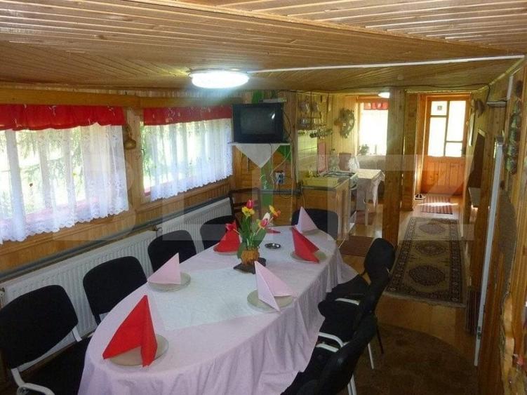 Casă individuală cu 7 camere cu Garaj în Vatra Dornei
