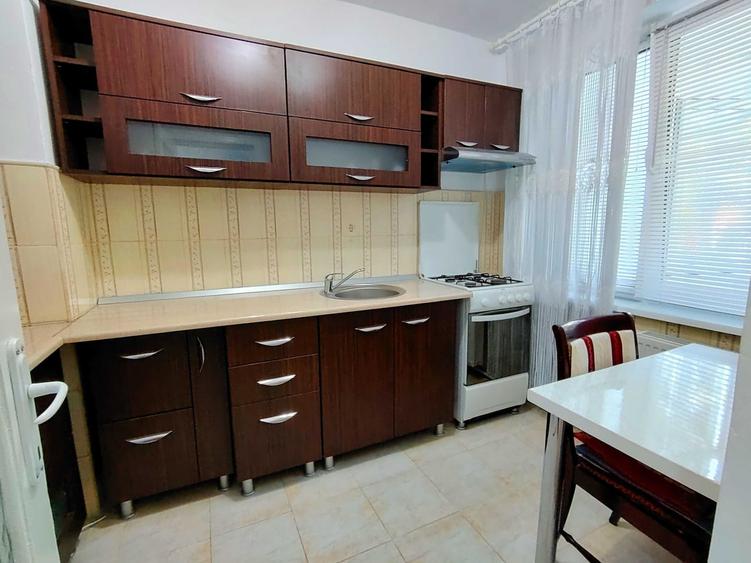 Apartament cu 2 camere semidecomandat în Ultracentral