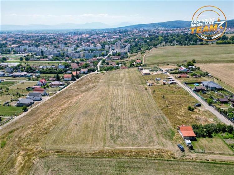 Teren Construcții extravilan de 5300 mp, în Exterior Est