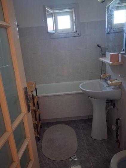 Apartament cu 2 camere decomandat în Bucovina