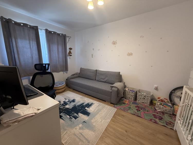 Apartament cu 3 camere decomandat, mobilat în Calea Urseni