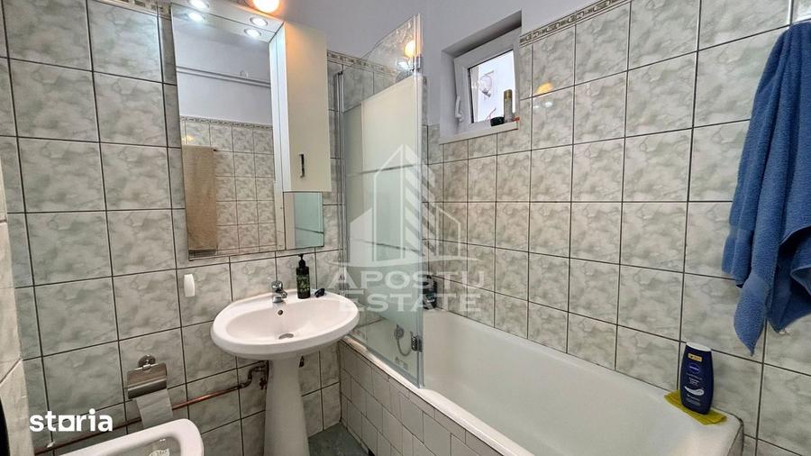 Casă cu 8 camere semidecomandat cu Teren 315 Mp în Șagului