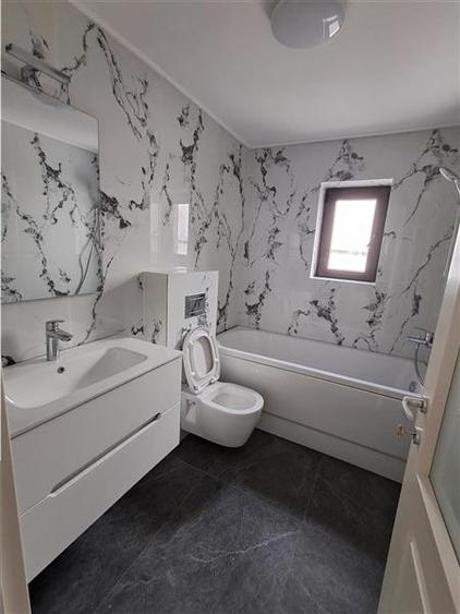 Apartament cu 2 camere semidecomandat în Dămăroaia