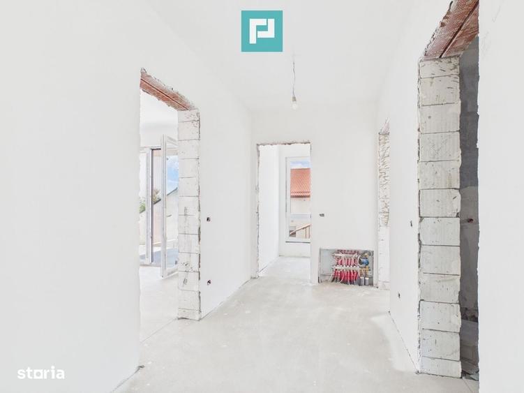 Casă cu 4 camere în Pârneava