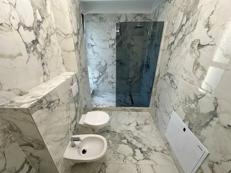 Casă individuală cu 4 camere cu Canalizare în Domnești