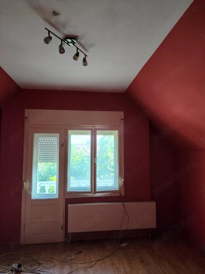 Casă cu 3 camere cu Teren 1000 Mp în Central