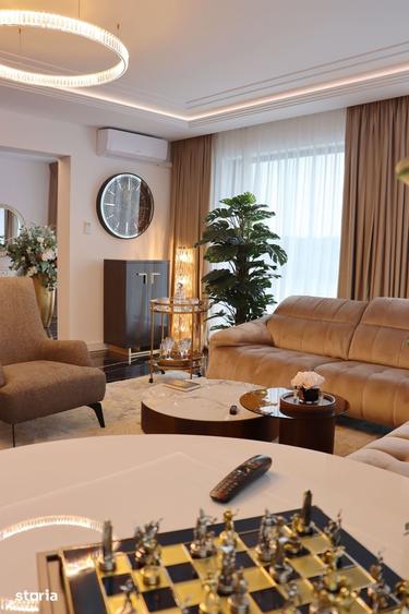 Apartament cu 4 camere în Central