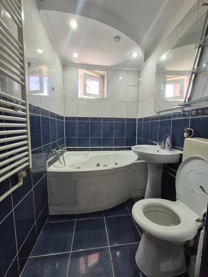 Apartament cu 2 camere semidecomandat în P-ța Reșița