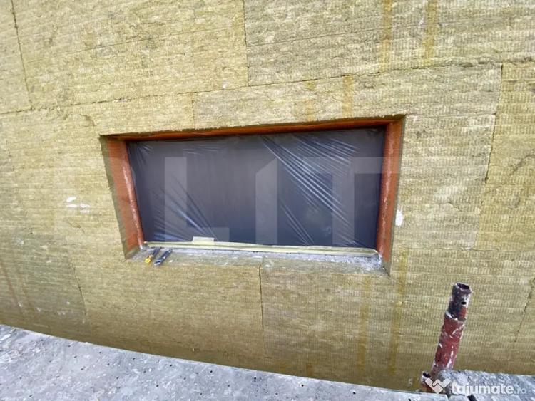 Casă cu 4 camere cu Teren 500 Mp în Central