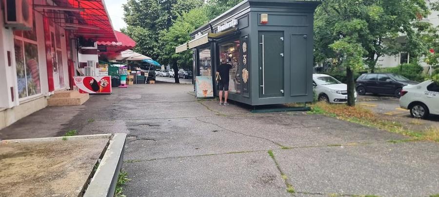 Spațiu comercial, de 80 mp, în Eremia