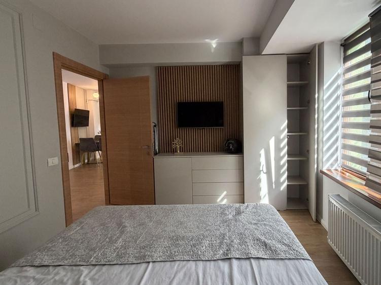 Apartament cu 2 camere, mobilat în Faleza Nord