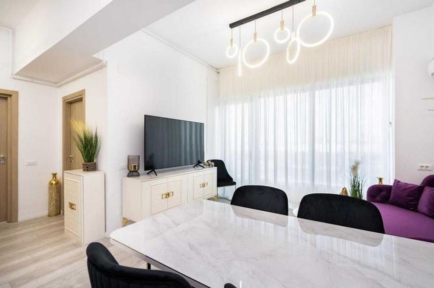 Apartament cu 2 camere semidecomandat, mobilat în 13 Septembrie