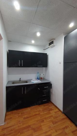 Spațiu comercial, de 50 mp, în Central
