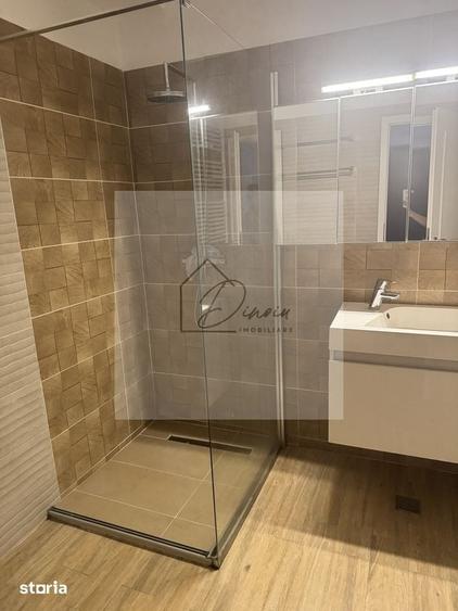Apartament cu 3 camere semidecomandat în Aviației