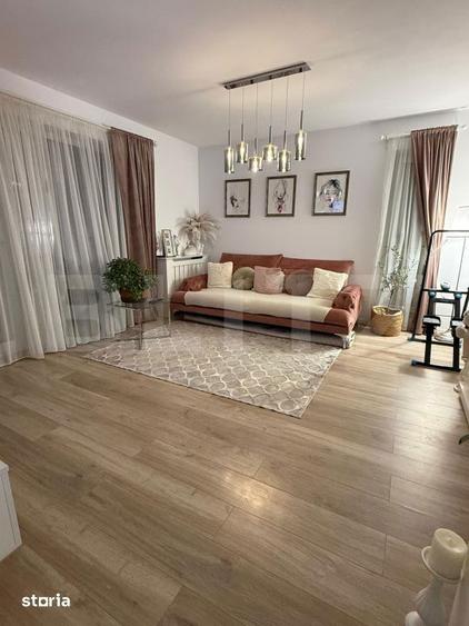 Apartament cu 3 camere decomandat, mobilat în Tractorul