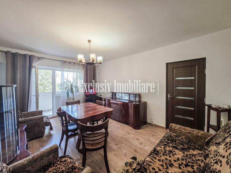 Mega Image - Tomis 3 - Apartament 2 Decomandat 60 mp Renovat - Mobilat Clasic - 1