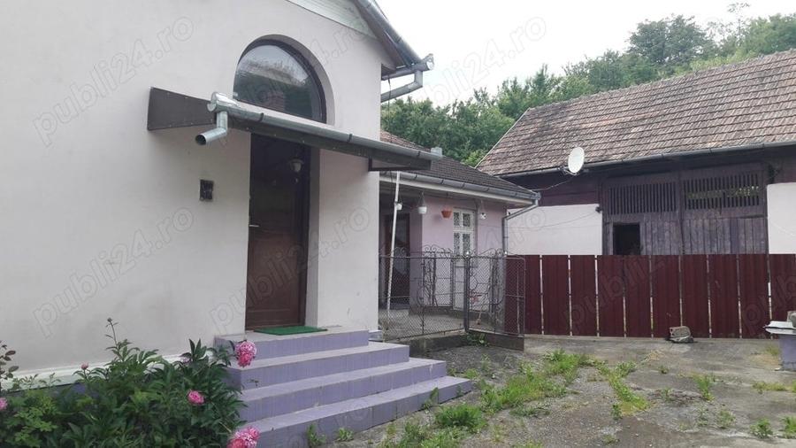Casă cu 3 camere în Ciugud