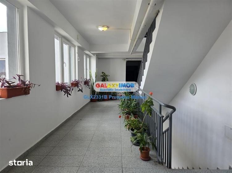 Inchiriere apartament cu 3 camere situat langa str Dantelei - 12