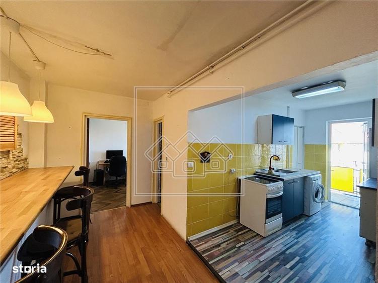 Ap decomandat, 2 camere, balcon mare, Etaj 510 - Mihai Viteazu - 2