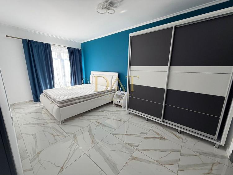 Apartament cu 3 camere semidecomandat, mobilat în Bună Ziua